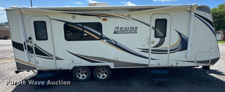 image for item DU9941 2010 Lance camper