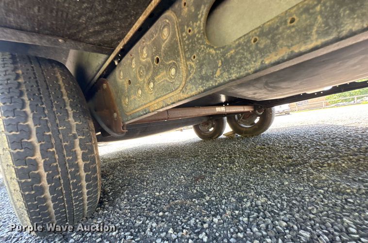 image for item DU9941 2010 Lance camper