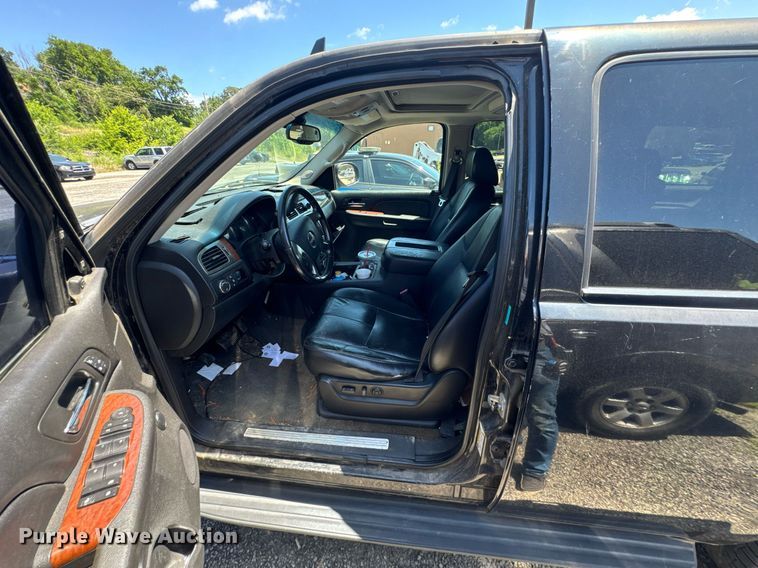 image for item DU9943 2007 GMC Yukon SUV