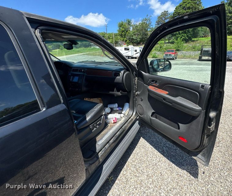 image for item DU9943 2007 GMC Yukon SUV