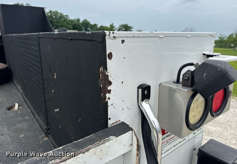 image for item DV4173 2011 Ford F550 XL utility / service truck