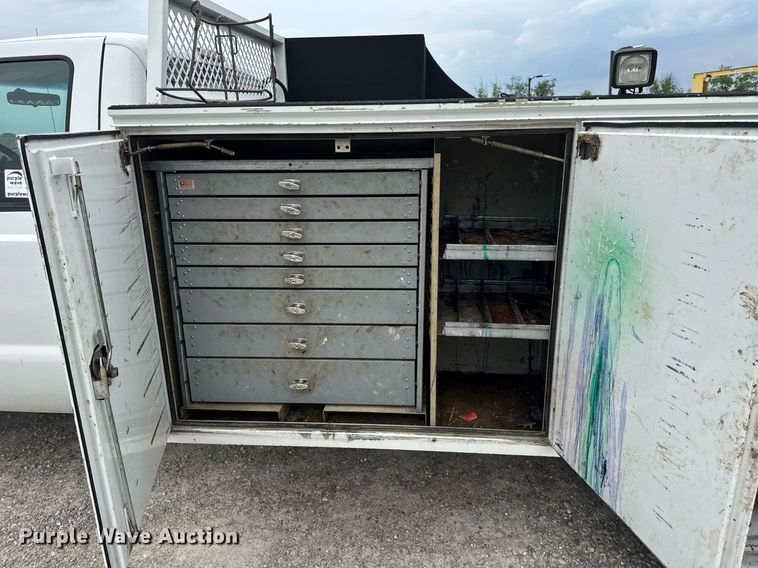 image for item DV4173 2011 Ford F550 XL utility / service truck