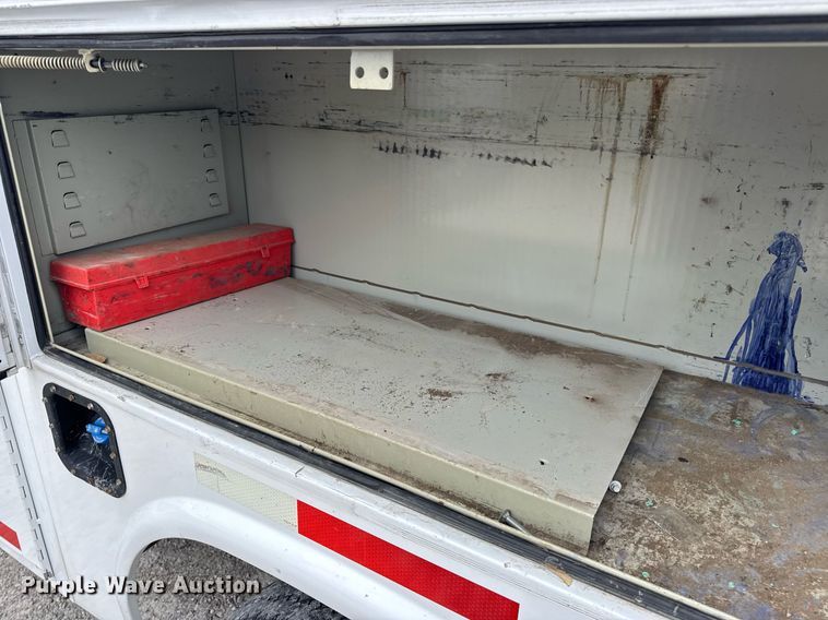 image for item DV4173 2011 Ford F550 XL utility / service truck