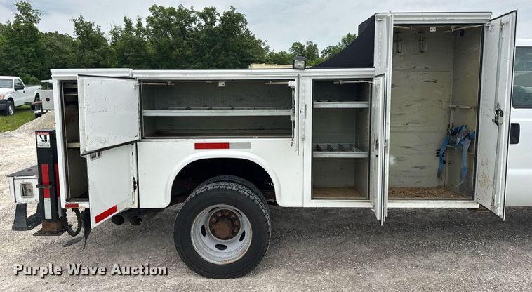 image for item DV4173 2011 Ford F550 XL utility / service truck