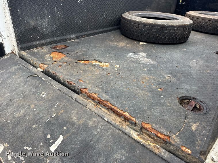 image for item DV4173 2011 Ford F550 XL utility / service truck