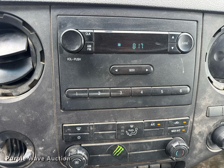 image for item DV4173 2011 Ford F550 XL utility / service truck