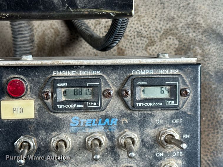 image for item DV4173 2011 Ford F550 XL utility / service truck