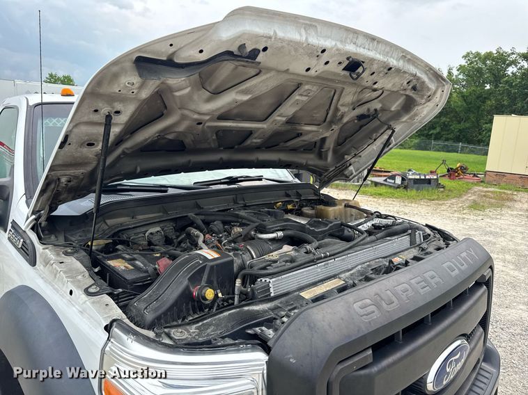 image for item DV4173 2011 Ford F550 XL utility / service truck