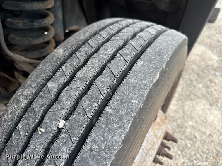 image for item DV4173 2011 Ford F550 XL utility / service truck