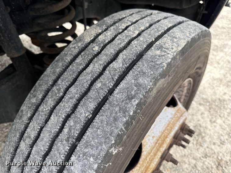 image for item DV4173 2011 Ford F550 XL utility / service truck