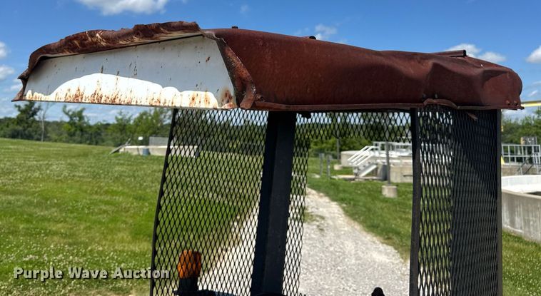 image for item DV4177 Ford 5030 MFWD tractor