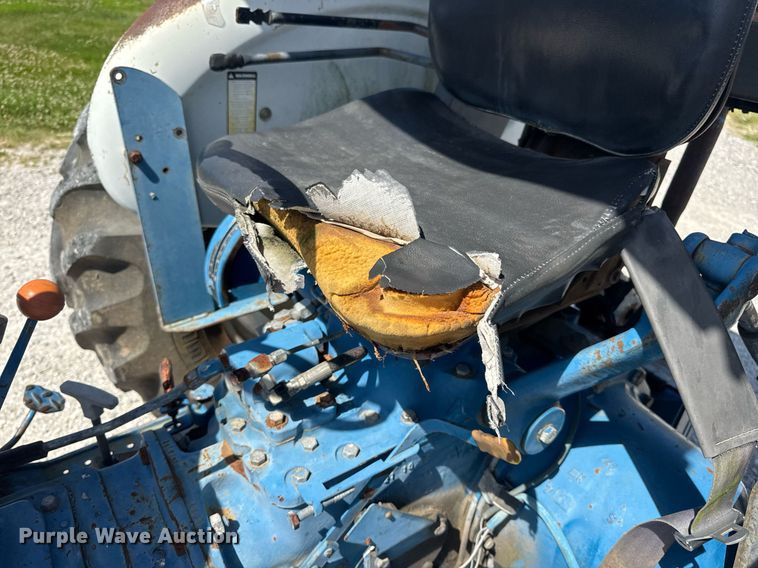 image for item DV4177 Ford 5030 MFWD tractor