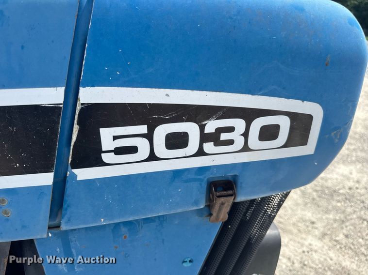image for item DV4177 Ford 5030 MFWD tractor