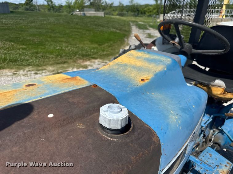 image for item DV4177 Ford 5030 MFWD tractor