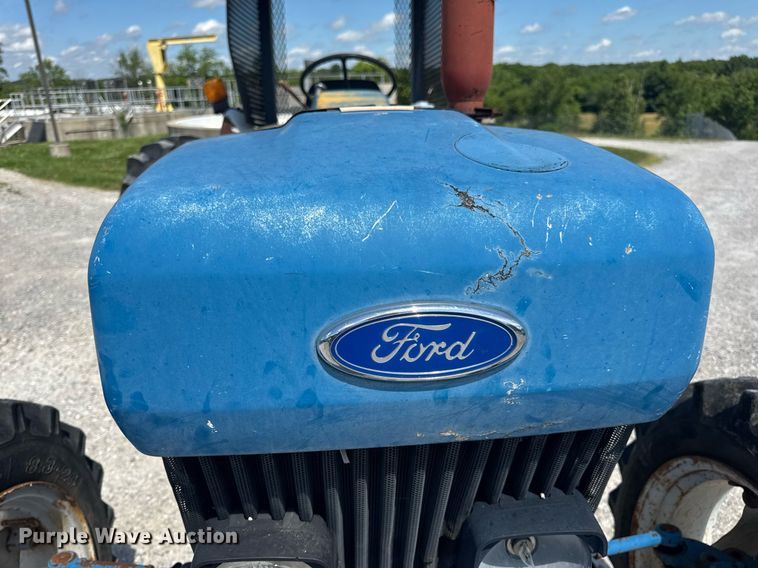 image for item DV4177 Ford 5030 MFWD tractor