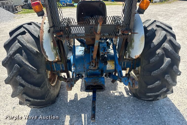 image for item DV4177 Ford 5030 MFWD tractor