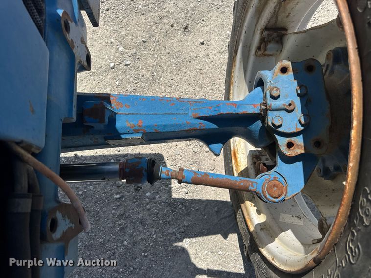 image for item DV4177 Ford 5030 MFWD tractor