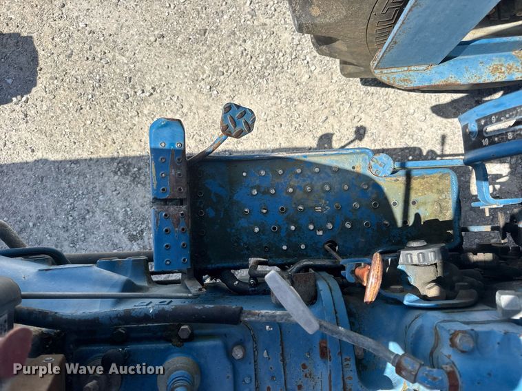 image for item DV4177 Ford 5030 MFWD tractor