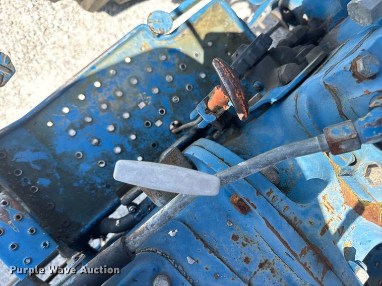 image for item DV4177 Ford 5030 MFWD tractor