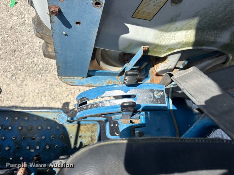 image for item DV4177 Ford 5030 MFWD tractor