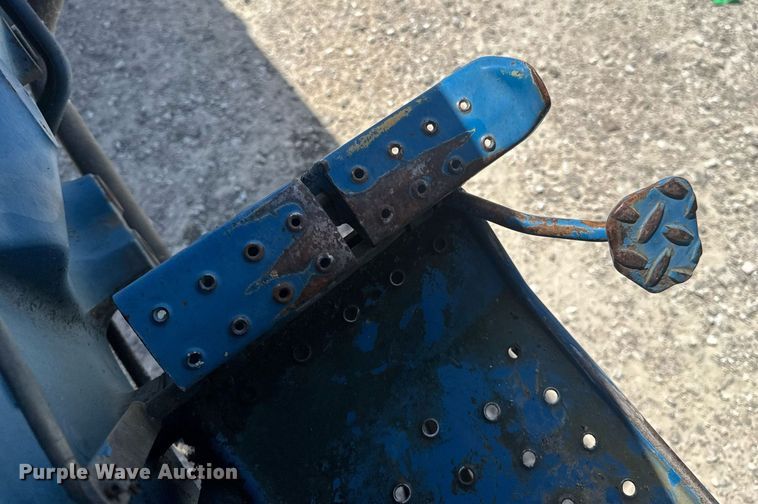 image for item DV4177 Ford 5030 MFWD tractor