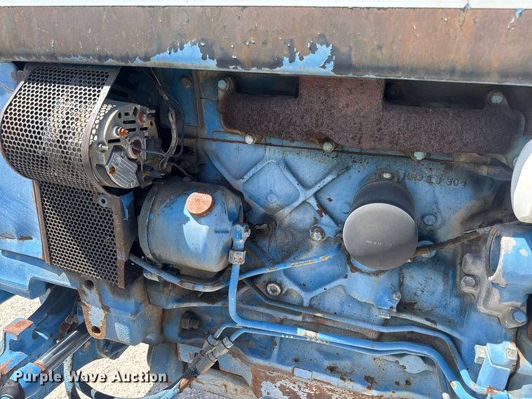 image for item DV4177 Ford 5030 MFWD tractor