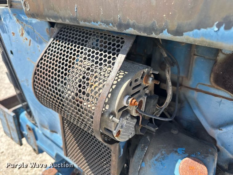 image for item DV4177 Ford 5030 MFWD tractor