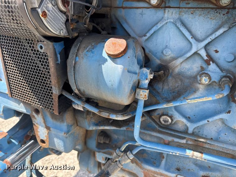 image for item DV4177 Ford 5030 MFWD tractor