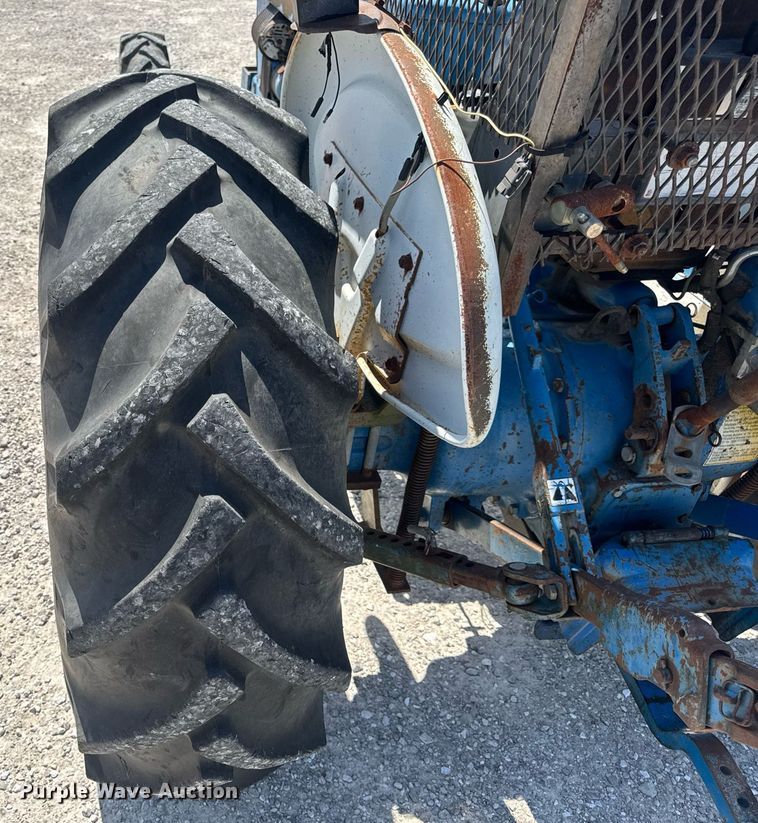 image for item DV4177 Ford 5030 MFWD tractor