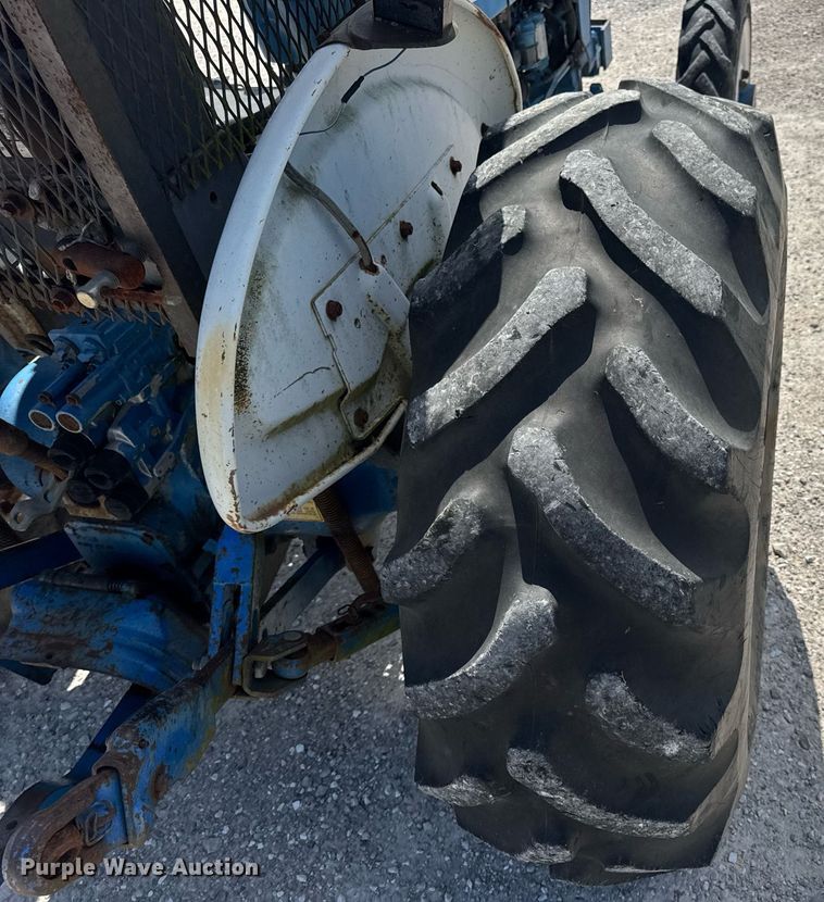 image for item DV4177 Ford 5030 MFWD tractor