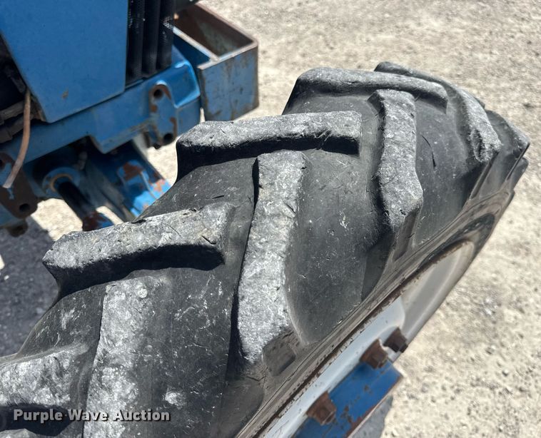 image for item DV4177 Ford 5030 MFWD tractor