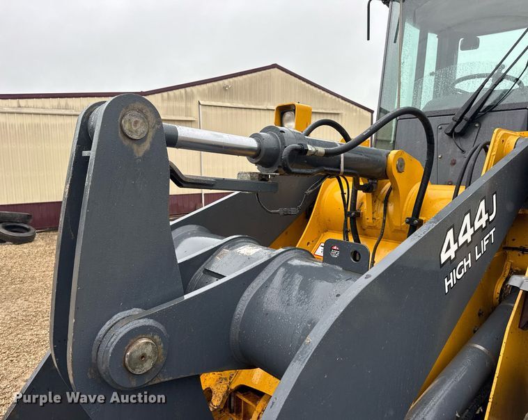 image for item DV4179 2005 John Deere 444J wheel loader