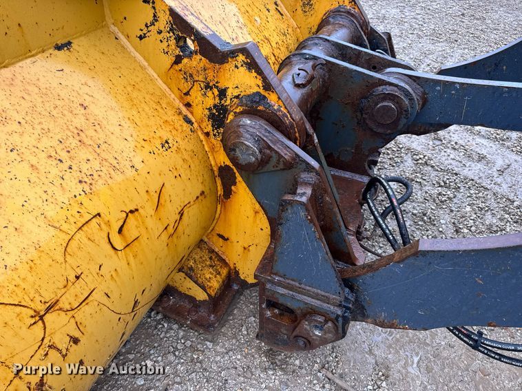 image for item DV4179 2005 John Deere 444J wheel loader