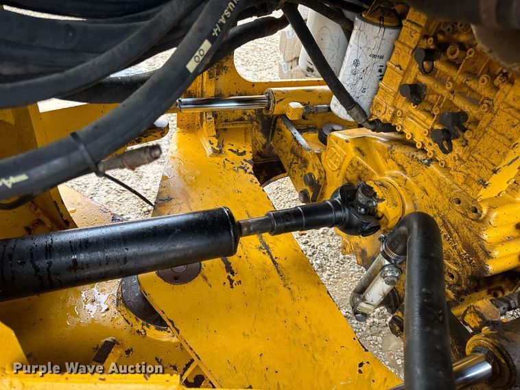 image for item DV4179 2005 John Deere 444J wheel loader