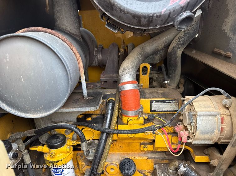 image for item DV4179 2005 John Deere 444J wheel loader