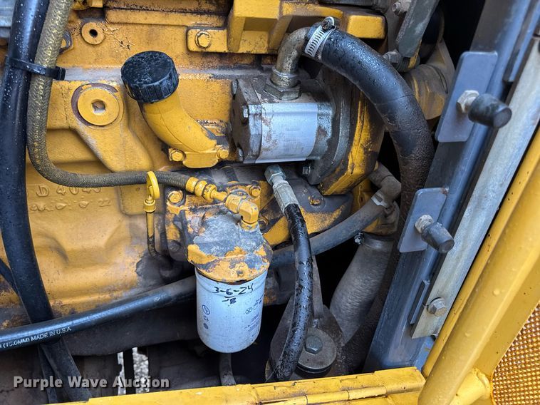 image for item DV4179 2005 John Deere 444J wheel loader