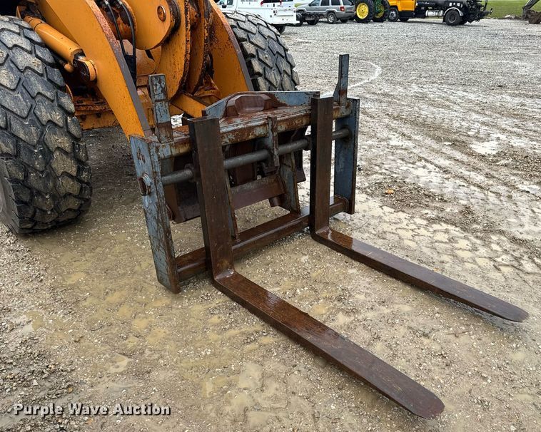 image for item DV4180 2011 Case 621E wheel loader