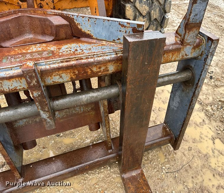 image for item DV4180 2011 Case 621E wheel loader