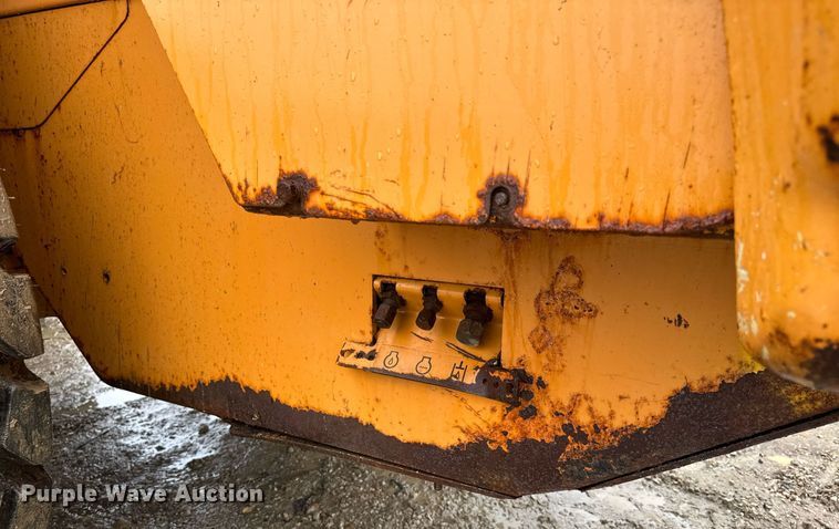 image for item DV4180 2011 Case 621E wheel loader