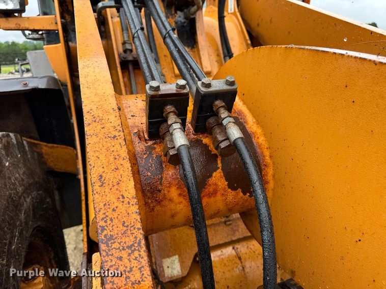 image for item DV4180 2011 Case 621E wheel loader