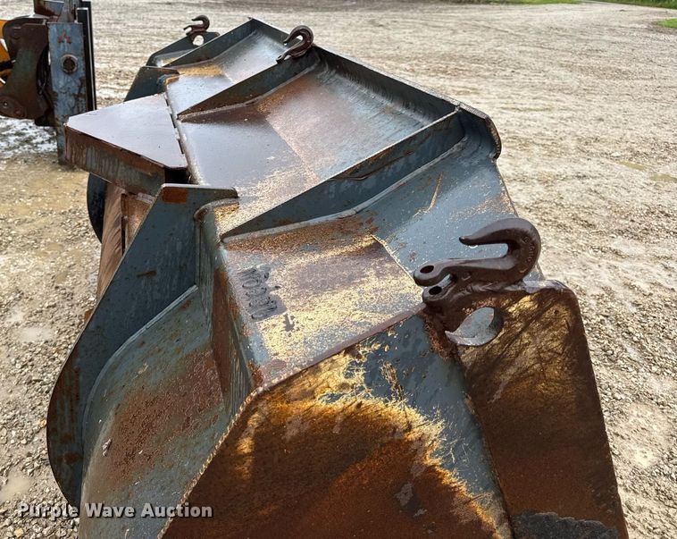 image for item DV4180 2011 Case 621E wheel loader