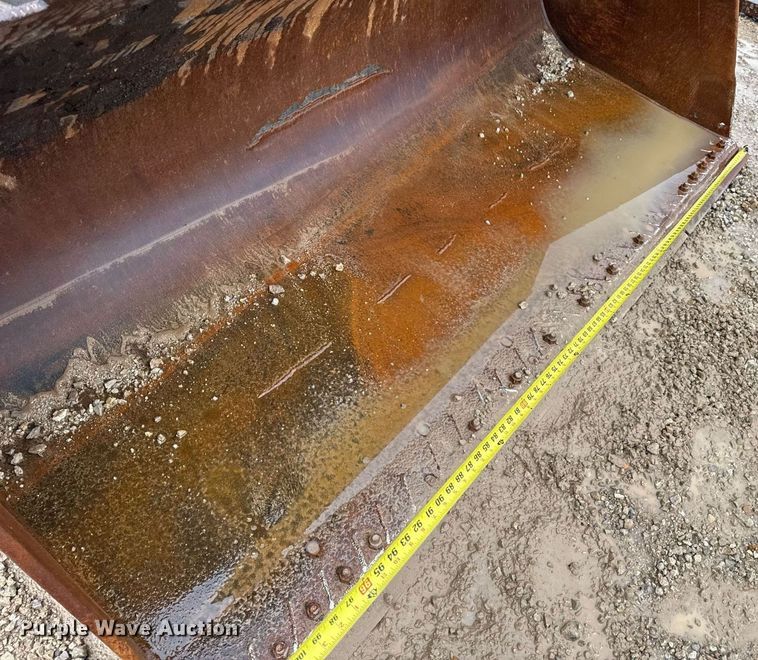 image for item DV4180 2011 Case 621E wheel loader