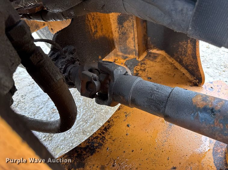 image for item DV4180 2011 Case 621E wheel loader