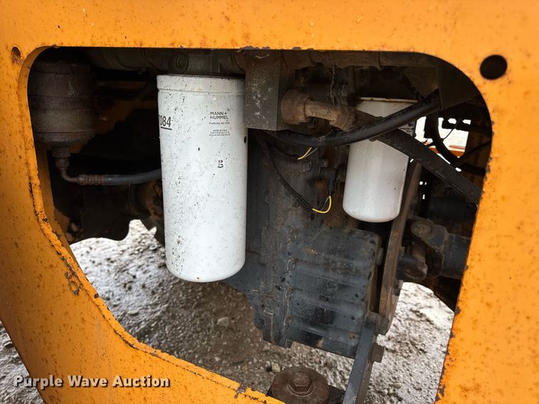 image for item DV4180 2011 Case 621E wheel loader