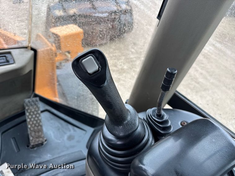 image for item DV4180 2011 Case 621E wheel loader