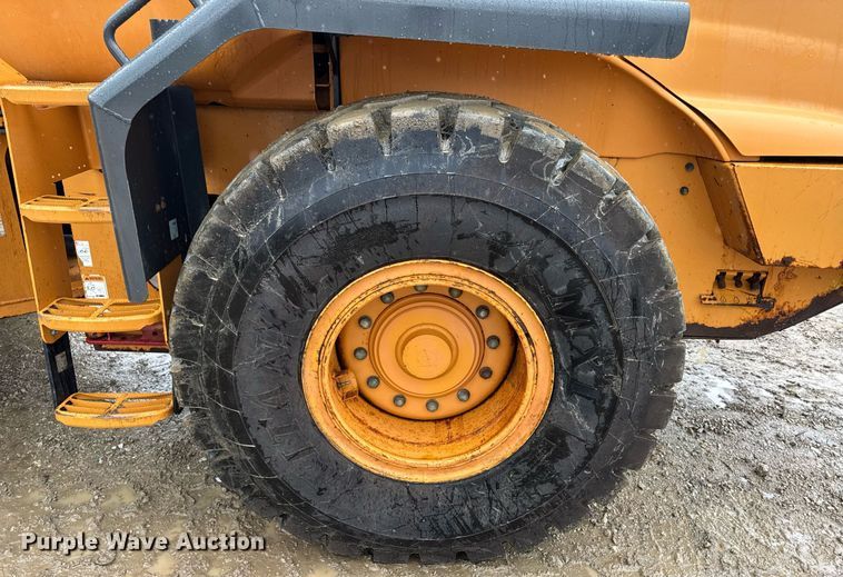 image for item DV4180 2011 Case 621E wheel loader