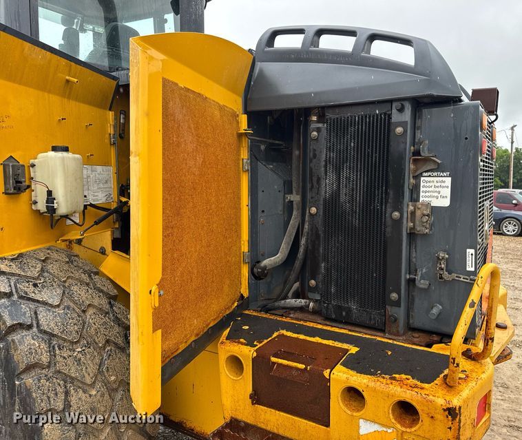 image for item DV4181 2008 John Deere 544J high lift wheel loader