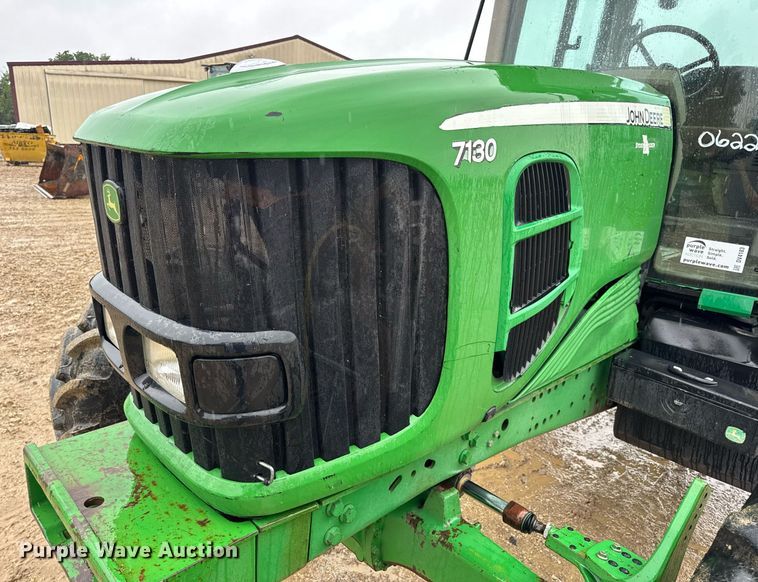 image for item DV4183 2010 John Deere 7130 MFWD tractor