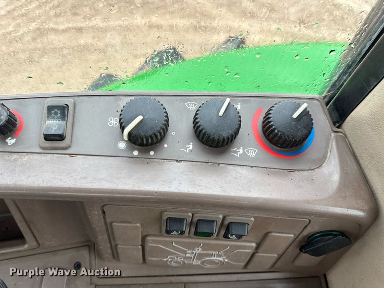 image for item DV4183 2010 John Deere 7130 MFWD tractor