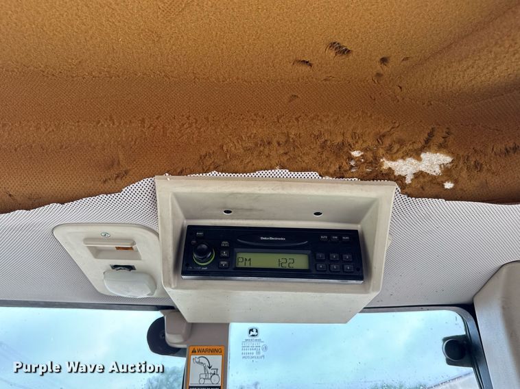 image for item DV4183 2010 John Deere 7130 MFWD tractor